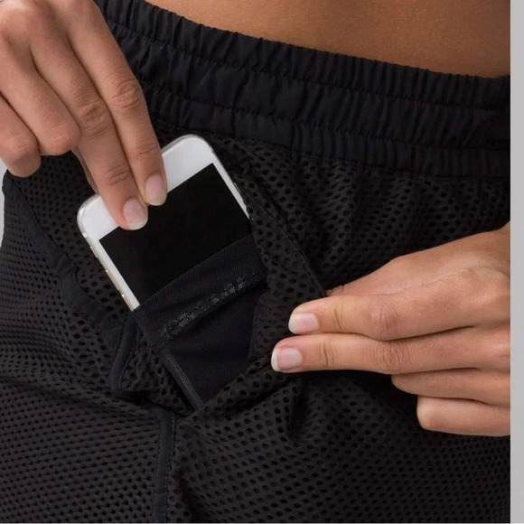 Lululemon Mesh On Mesh Short (5") - Picture 5 of 13